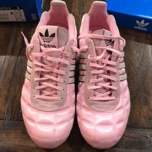 Adidas Tuscany satin women’s shoes size 8